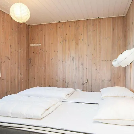 6 Person In B Rkop Børkop